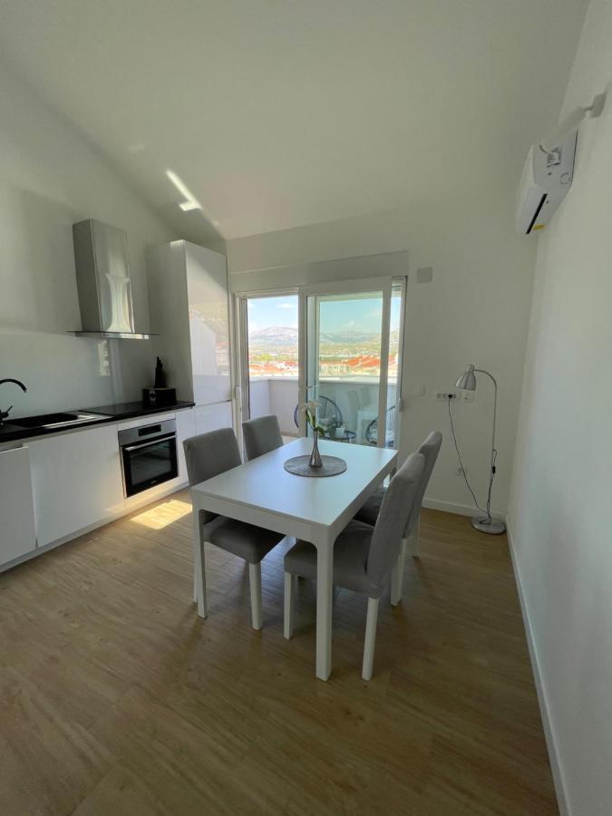 Galeria Apartment Podstrana Buitenkant foto